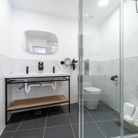 Rua Dom Manuel Studio Terrace Апартаменты *