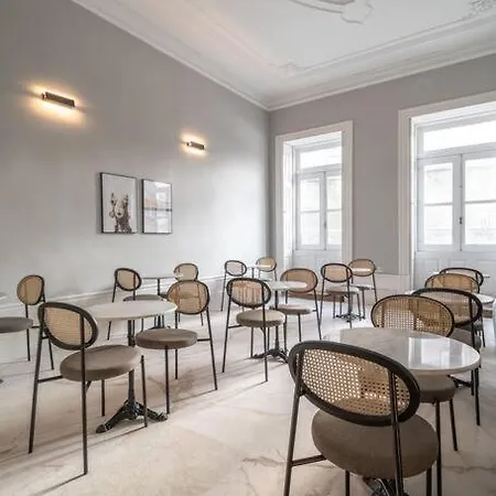 Апартаменты Rua Dom Manuel Studio Terrace
